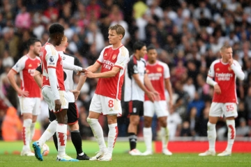 Arsenal bị Fulham cầm hòa vì sai lầm ở hàng phòng ngự