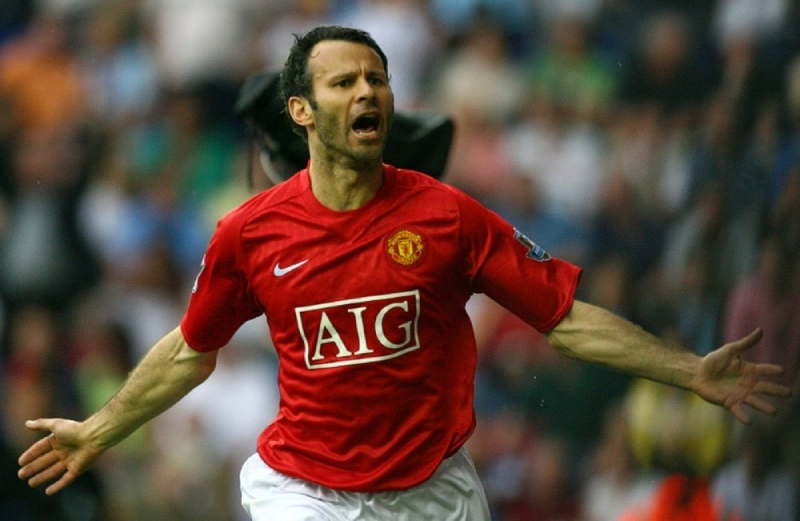 Ryan Giggs vô cùng đẳng cấp tại MU