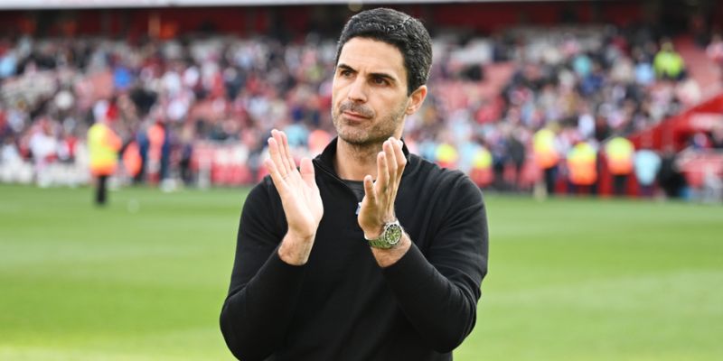 Arsenal và cuộc cách mạng trẻ hóa đội hình